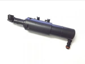 W204 HEADLIGHT NOZZLE FACELIFT LH (NEW)