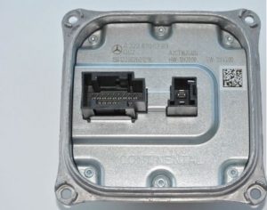 W222 VOLTAGE CONVERTER  (USED)