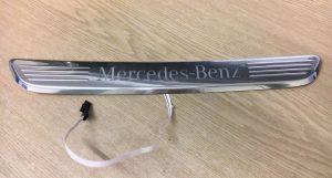 W205 COVER RAIL (USED)