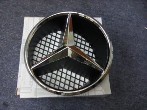 A207 RADIATOR GRILLE STAR (NEW)
