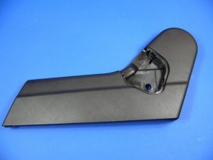 W220 COVERING OUTSIDE LH (USED)