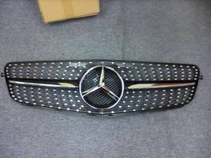 W204 GRILLE DIAMOND (NEW)