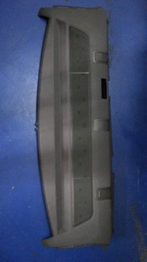 W204 REAR HARD PARCEL (USED)