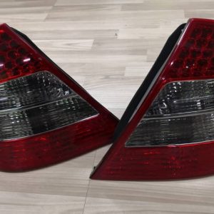 Used Mercedes-Benz automobile parts