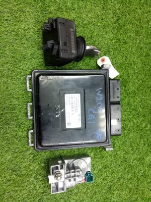 W204 / W212 ENGINE ECU SET